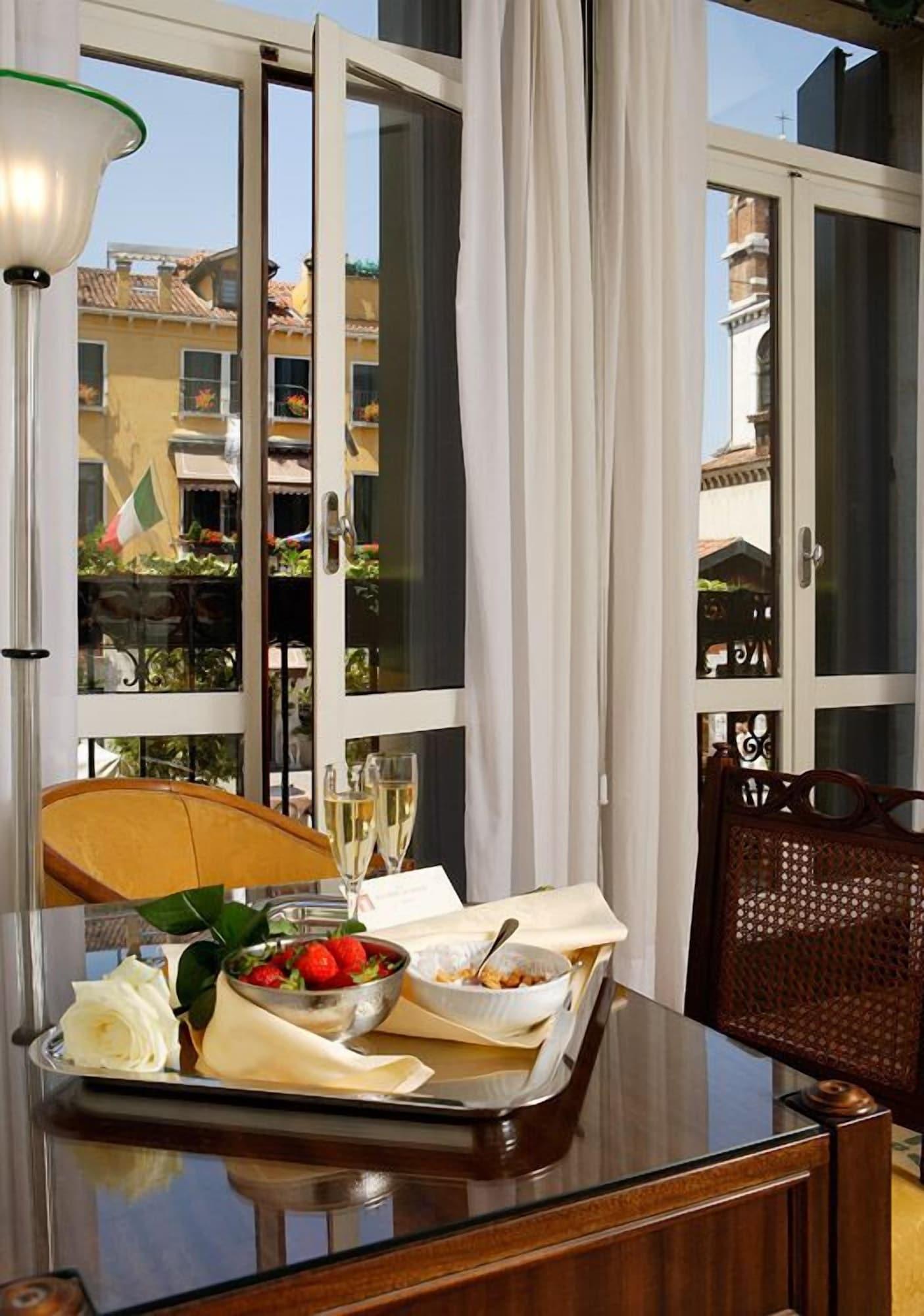 Palazzo Del Giglio Hotel Venetië